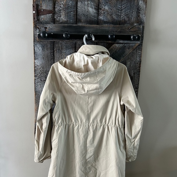 The Group Babaton Full Zipper Jacket Cream - Size XXS - Picture 2 of 3